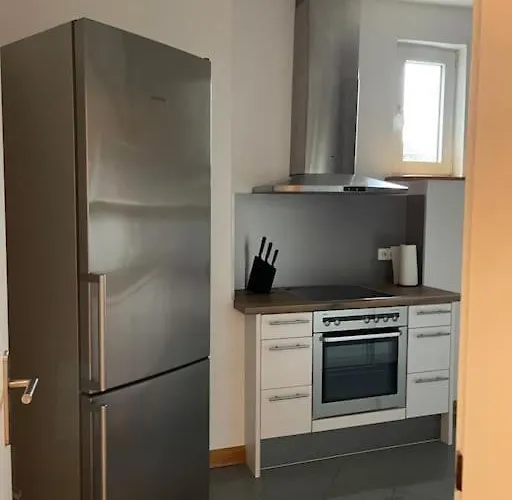 Mosel-Charm - Urige Dachgeschosswohnung - 3 Schlafzimmer Fuer 6 Personen - Liebevoll Renoviert & Gemuetlich